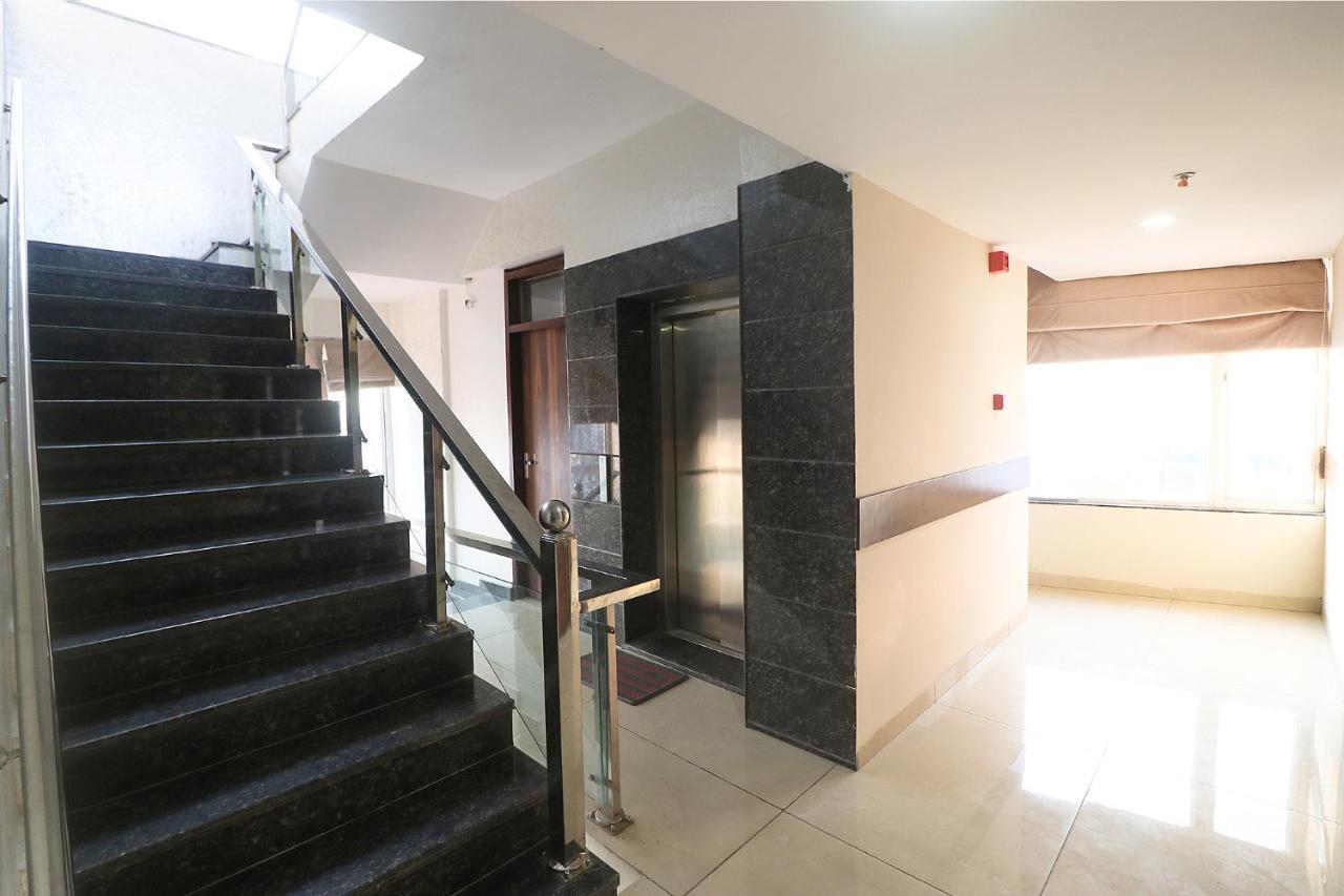 Fabhotel Mid Town Grand Панчкула Екстер'єр фото